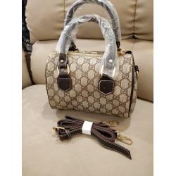 DESIGNER BAG WITH BELT Pre29A